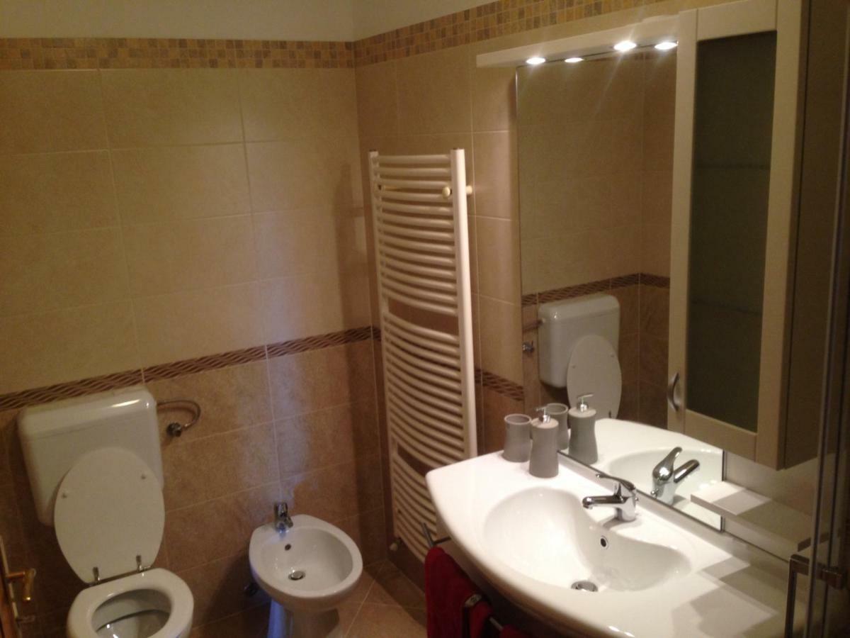 Apartma Valmarin Apartment Spodnje Skofije Екстериор снимка