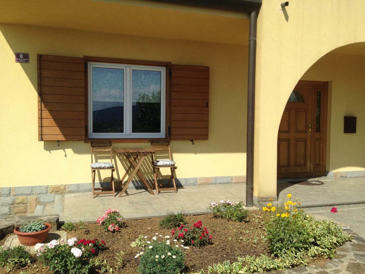 Apartma Valmarin Apartment Spodnje Skofije Екстериор снимка